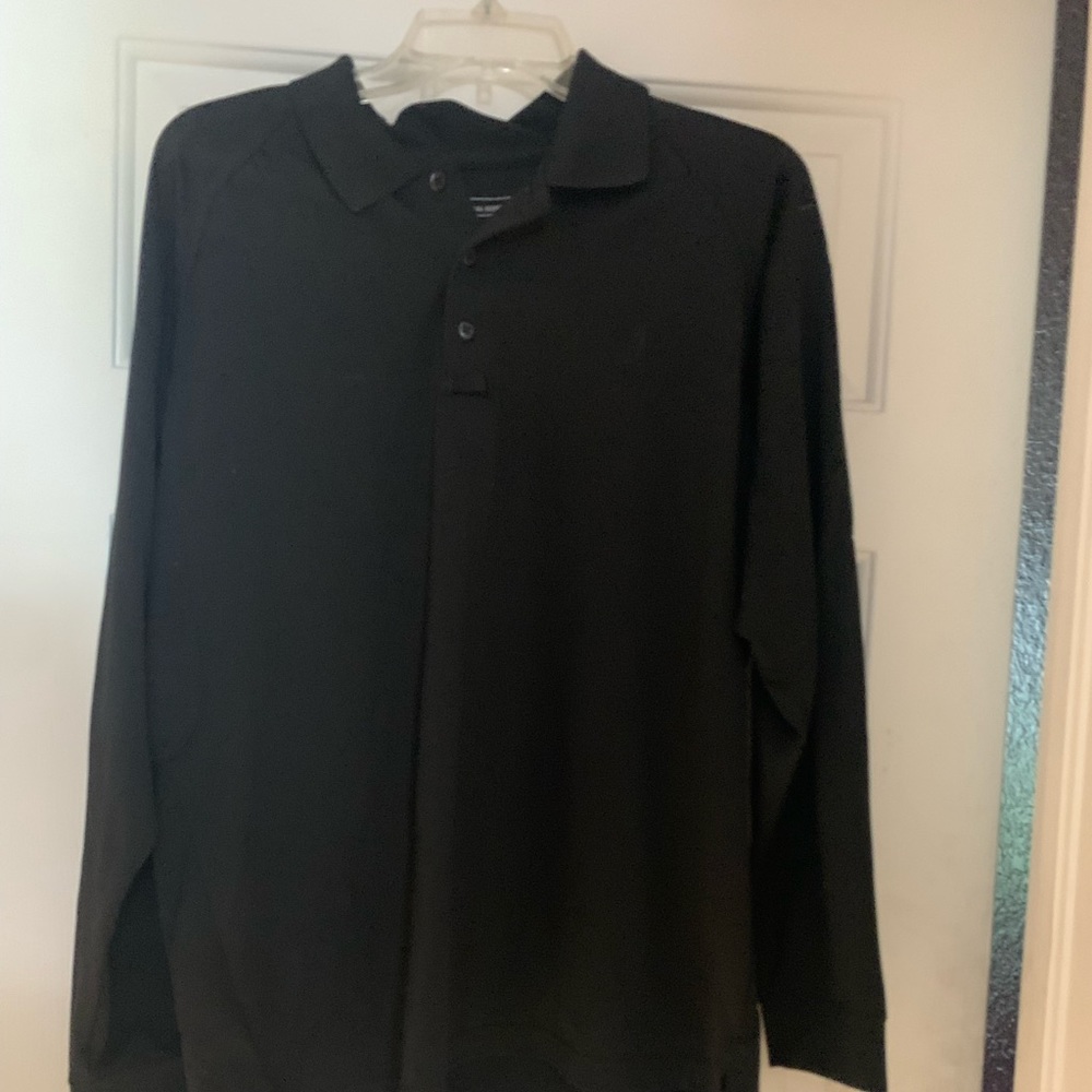 Men’s 5.11 Tactical Series Long Sleeve Black Collared Shirt Medium